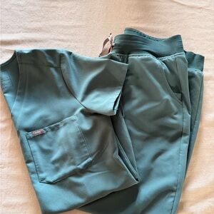 Figs Hydrogreen Scrub Set